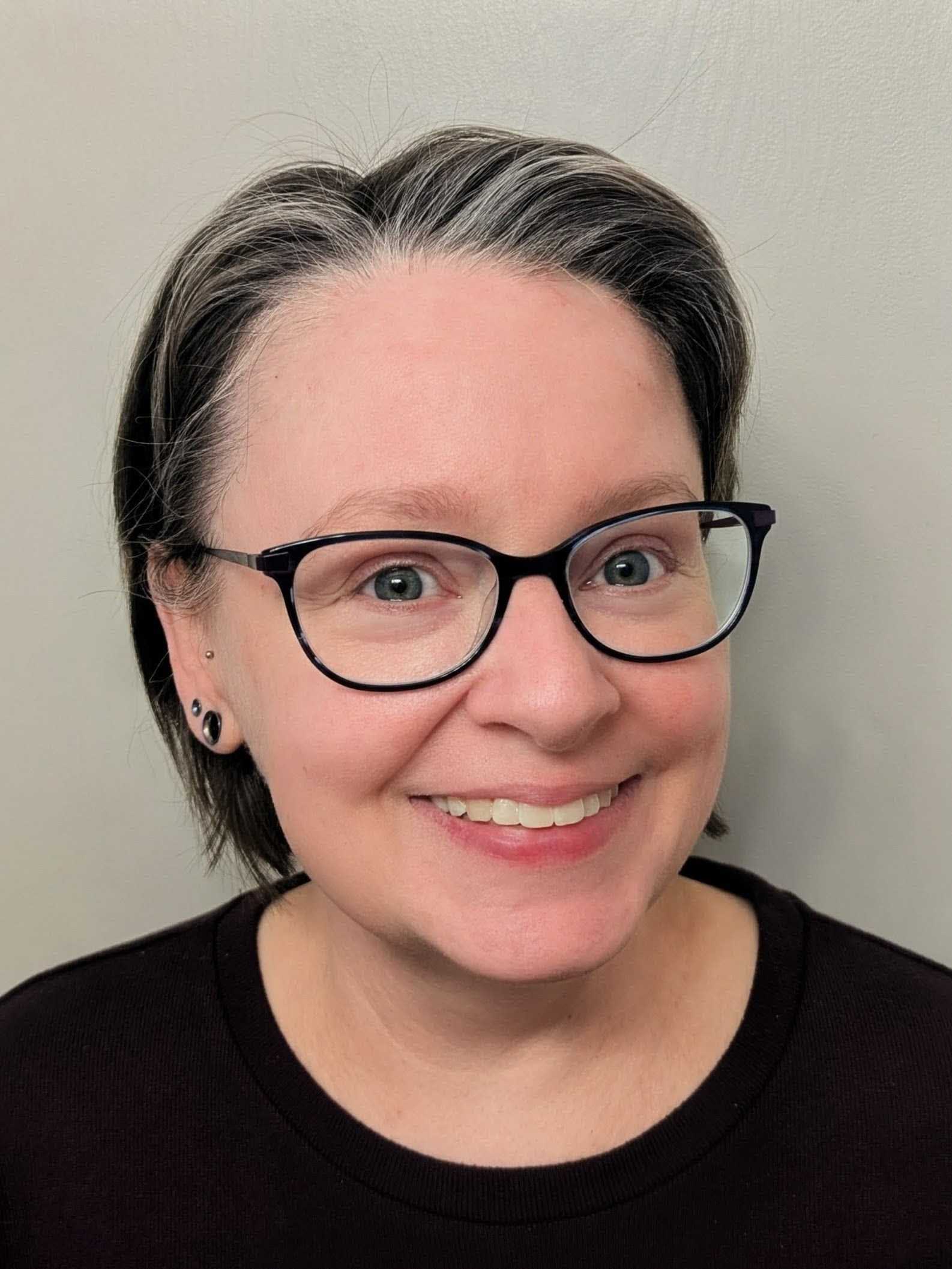 Headshot of Blu Xenethos, ServiceNow instructor at Deep Dive  